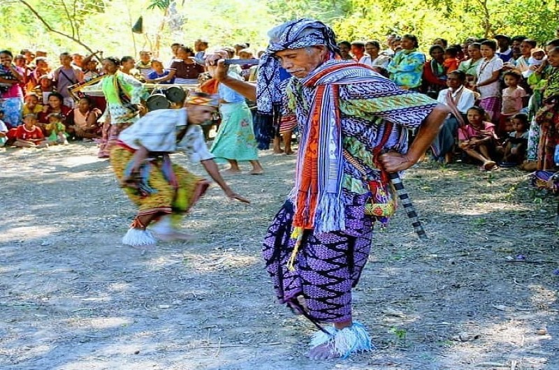 Tari Ma'ekat: Tarian Tradisional Dari Timor Tengah Selatan