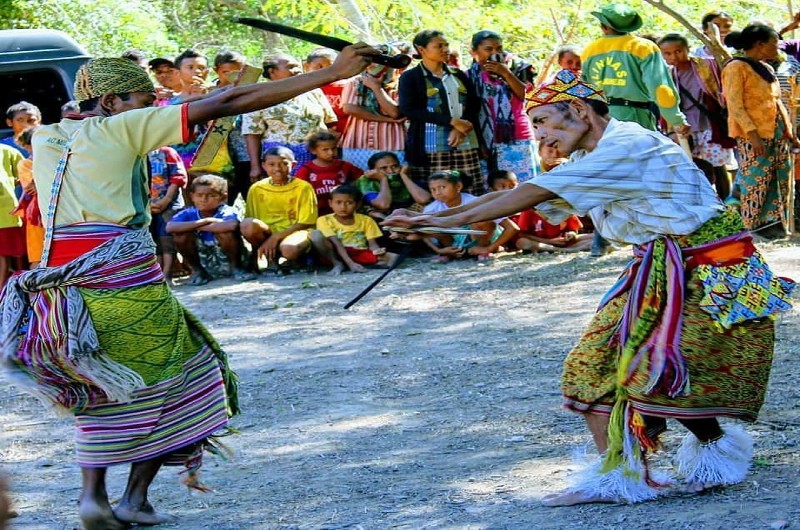 Tari Ma'ekat: Tarian Tradisional Dari Timor Tengah Selatan